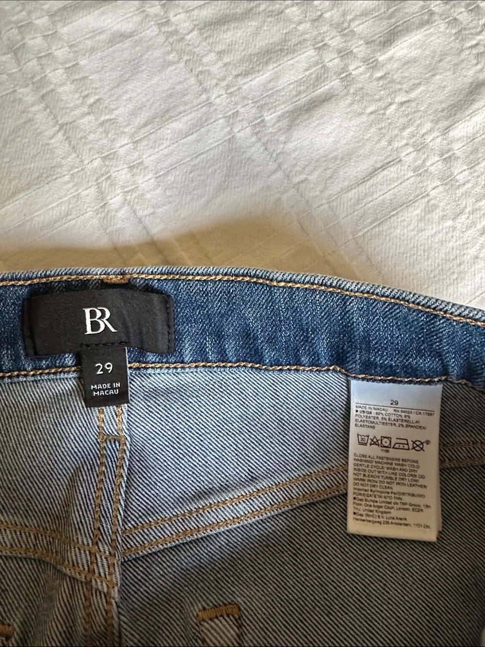 Banana Republic Women’s Classic Straight-Leg Jeans in Denim Blue